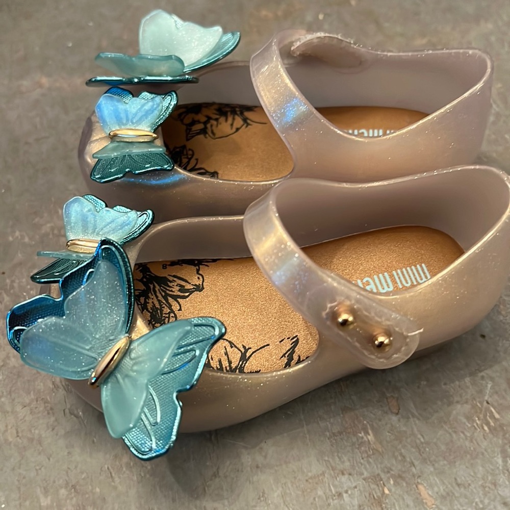 Brand new “Mini Melissa” little girl shoes size 5!